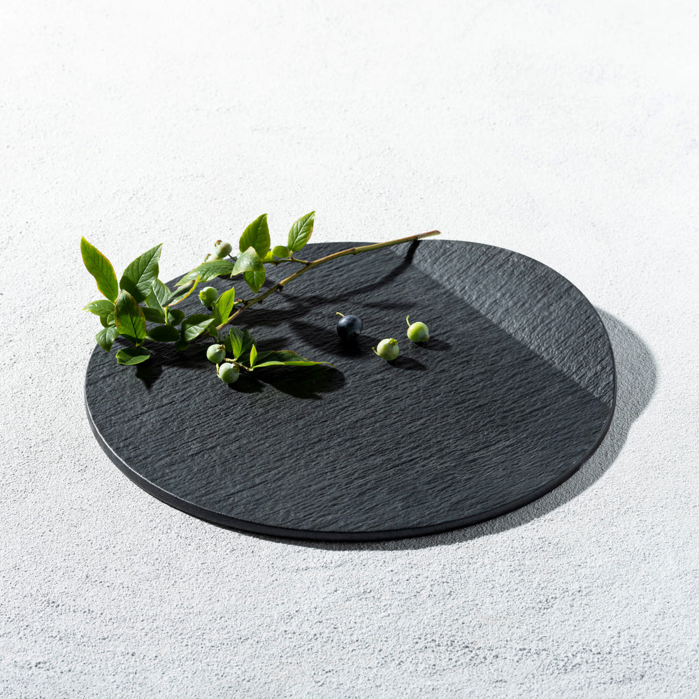Vikko - Thunder, Lifted Edge, Round Plate, Matte Black, 11.25"