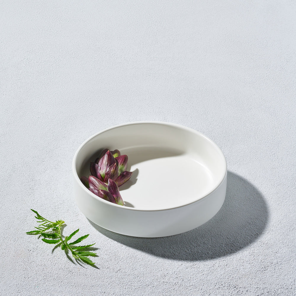 Vikko - Bolt, Round Modern Salad Bowl, Matte White, 50 oz