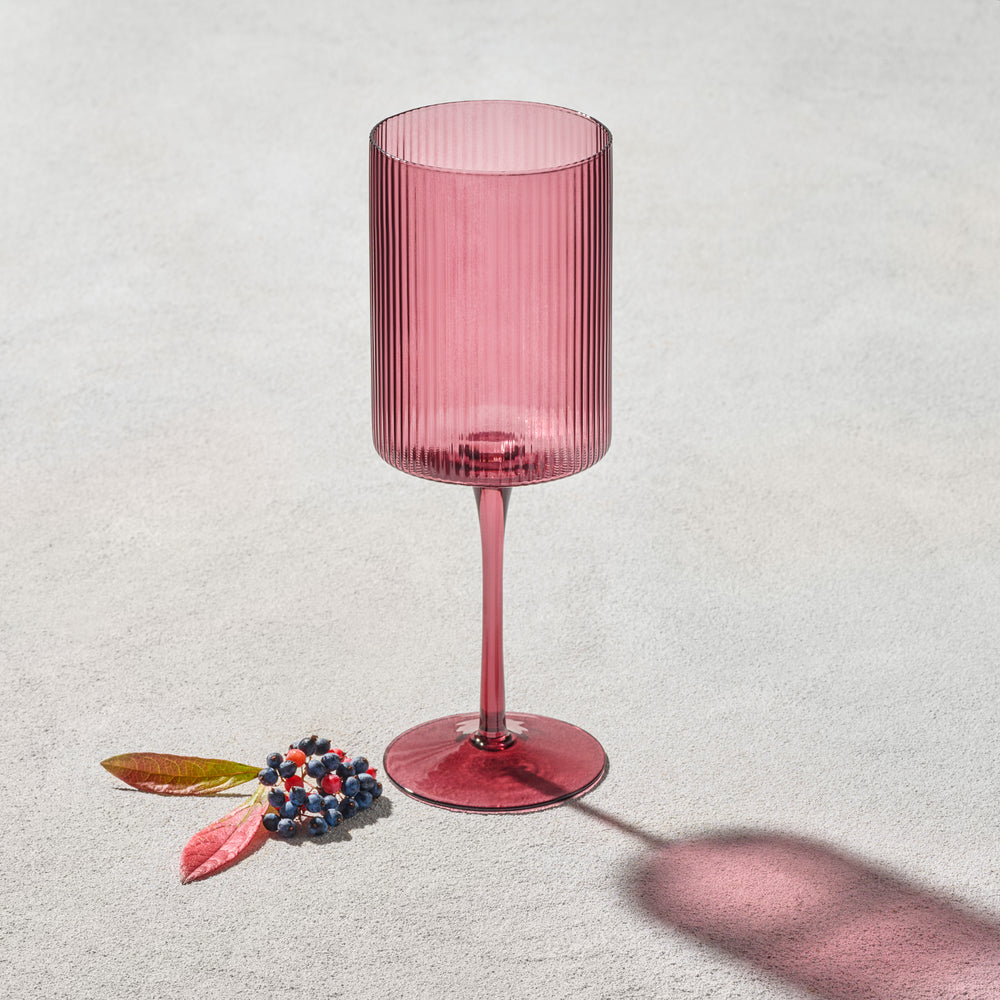 Vikko - Malibu, Ribbed Wine Glass, Plum, 17 oz