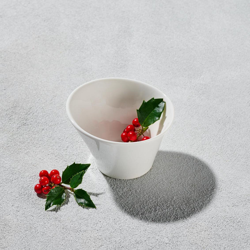 Vitrex - Crown, Porcelain Slanted Bowl, White, 5 oz