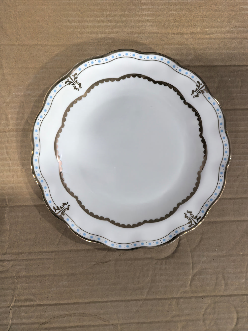 Vikko - Clove, Bone China, Gold and Blue Accent, 16 Pc Dinnerware Set, Service for 4