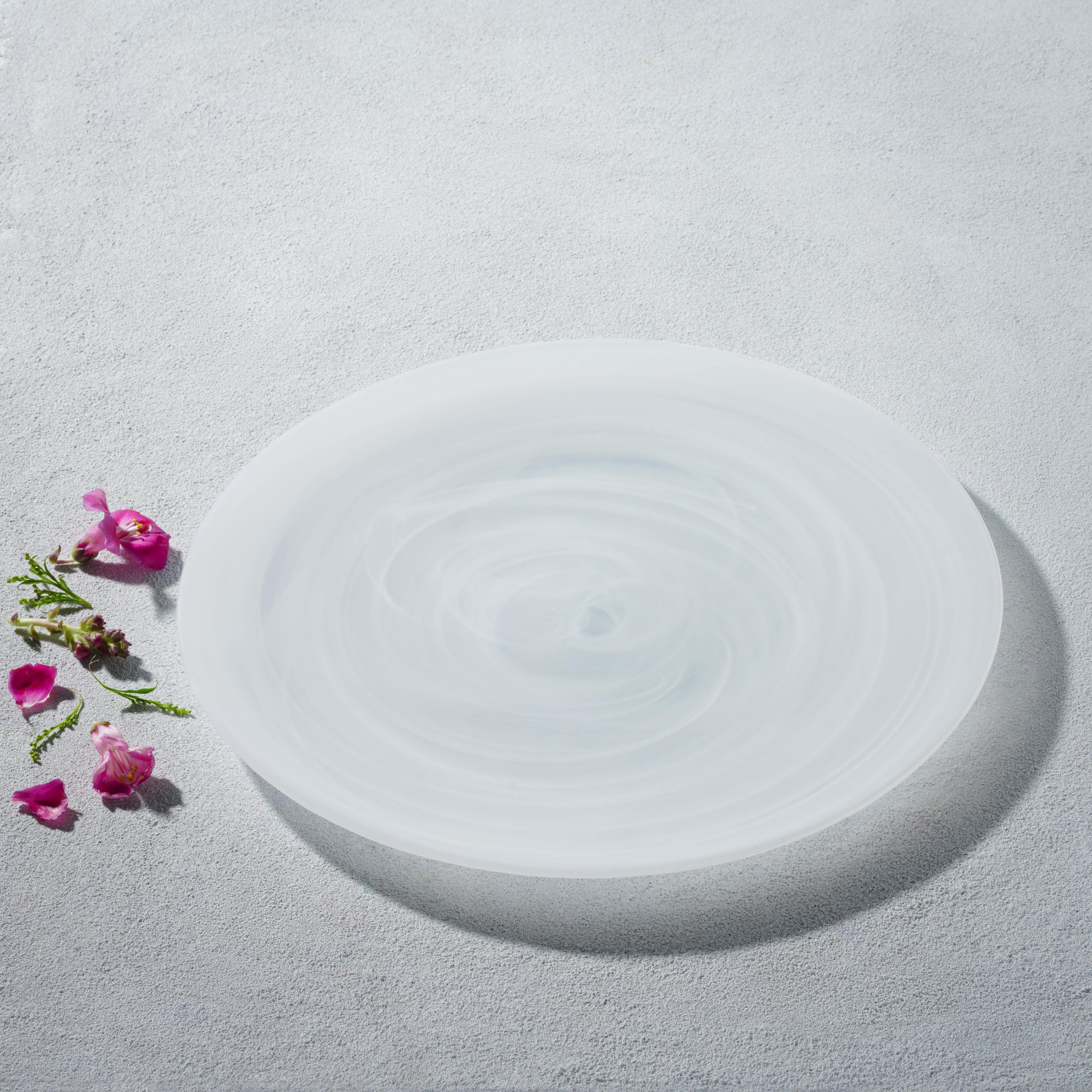 Vikko – Alabaster, Glass Charger, White, 13″ | Rental Vikko – Alabaster, Glass Charger, White, 13″ | Rental