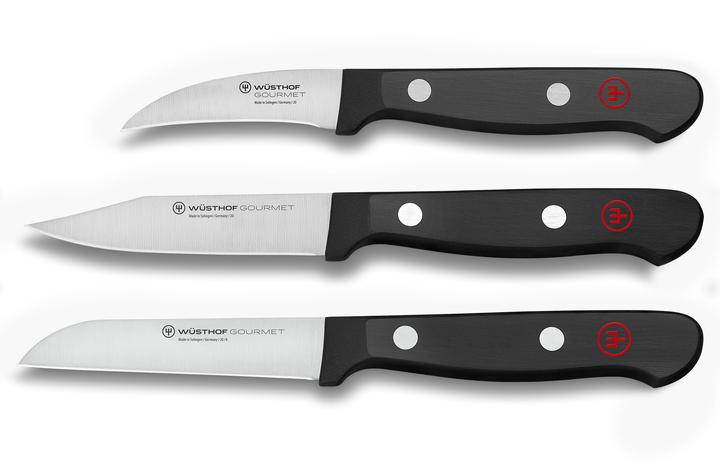 Wusthof – Gourmet, Paring Knife Set, Peeling Knife 2.5″, Clip Point Paring Knife 3″, Flat Cut Paring Knife 3″, Black, 3 Pc Set | Rental