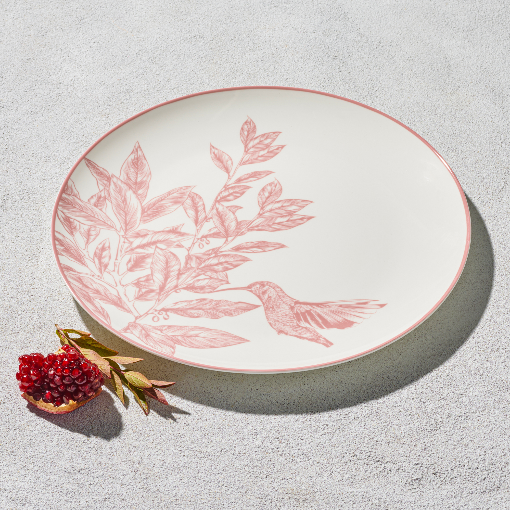 Vikko – Hummingbird, Charger, Blush, 12″ | Rental Vikko – Hummingbird, Charger, Blush, 12″ | Rental