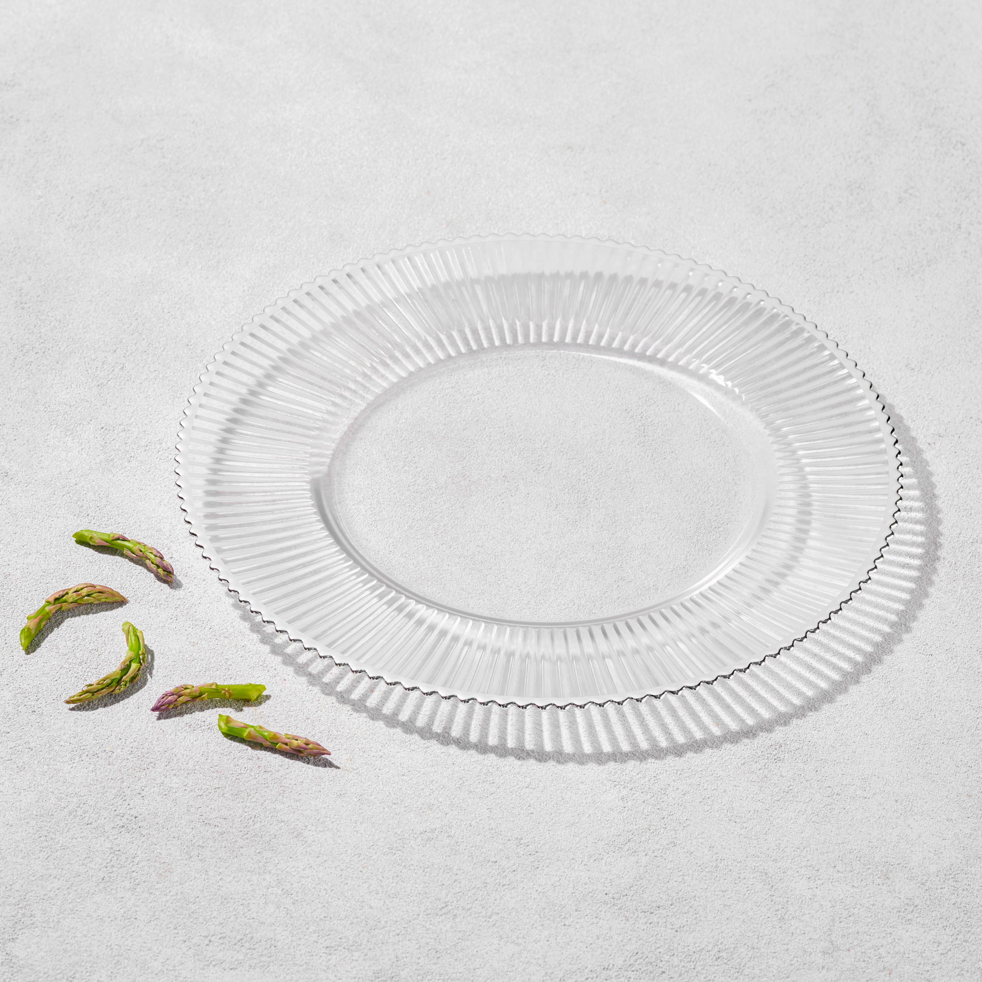 Vikko – Melody, Ribbed Glass Charger with Silver Rim, 13″ | Rental Vikko – Melody, Ribbed Glass Charger with Silver Rim, 13″ | Rental