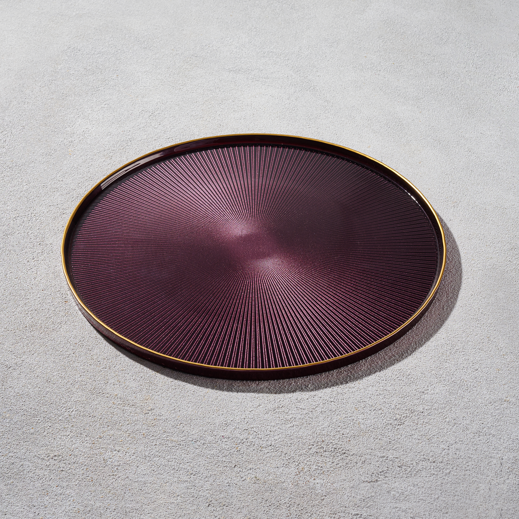 Vikko – Domo, Glass Charger, Plum with Gold Rim and Lip, Dishwasher Safe, 13″ | Rental Vikko – Domo, Glass Charger, Plum with Gold Rim and Lip, Dishwasher Safe, 13″ | Rental