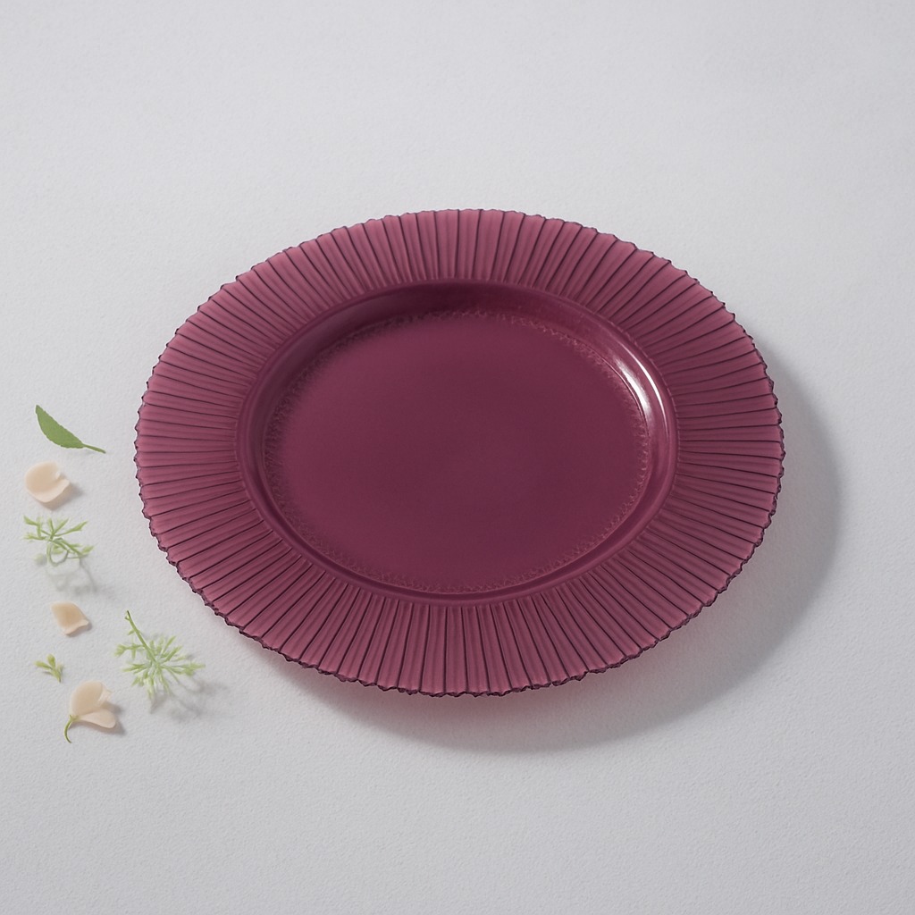 Vikko – Vista, Ribbed Glass Charger, Grape, 13″ | Rental Vikko – Vista, Ribbed Glass Charger, Grape, 13″ | Rental