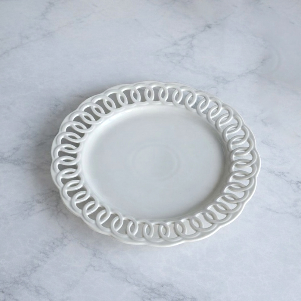 Vikko – Lace, Charger, White, 12″ | Rental Vikko – Lace, Charger, White, 12″ | Rental