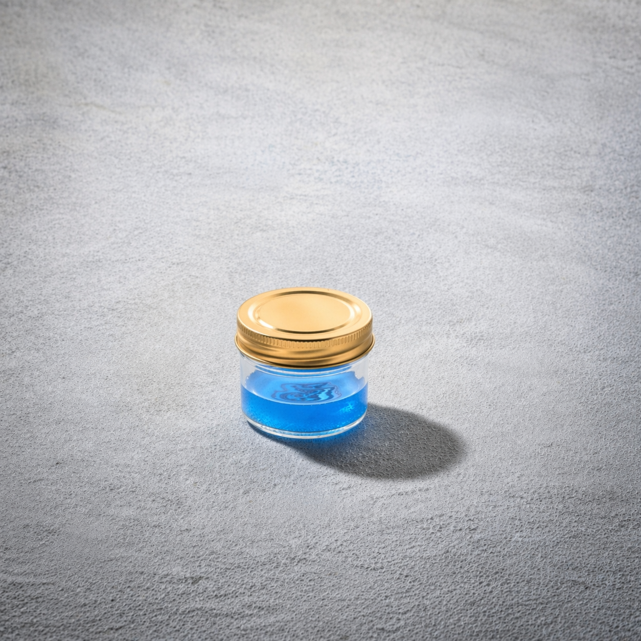Vikko – Mason, Round Glass Jar with Gold Lid, 4 oz
