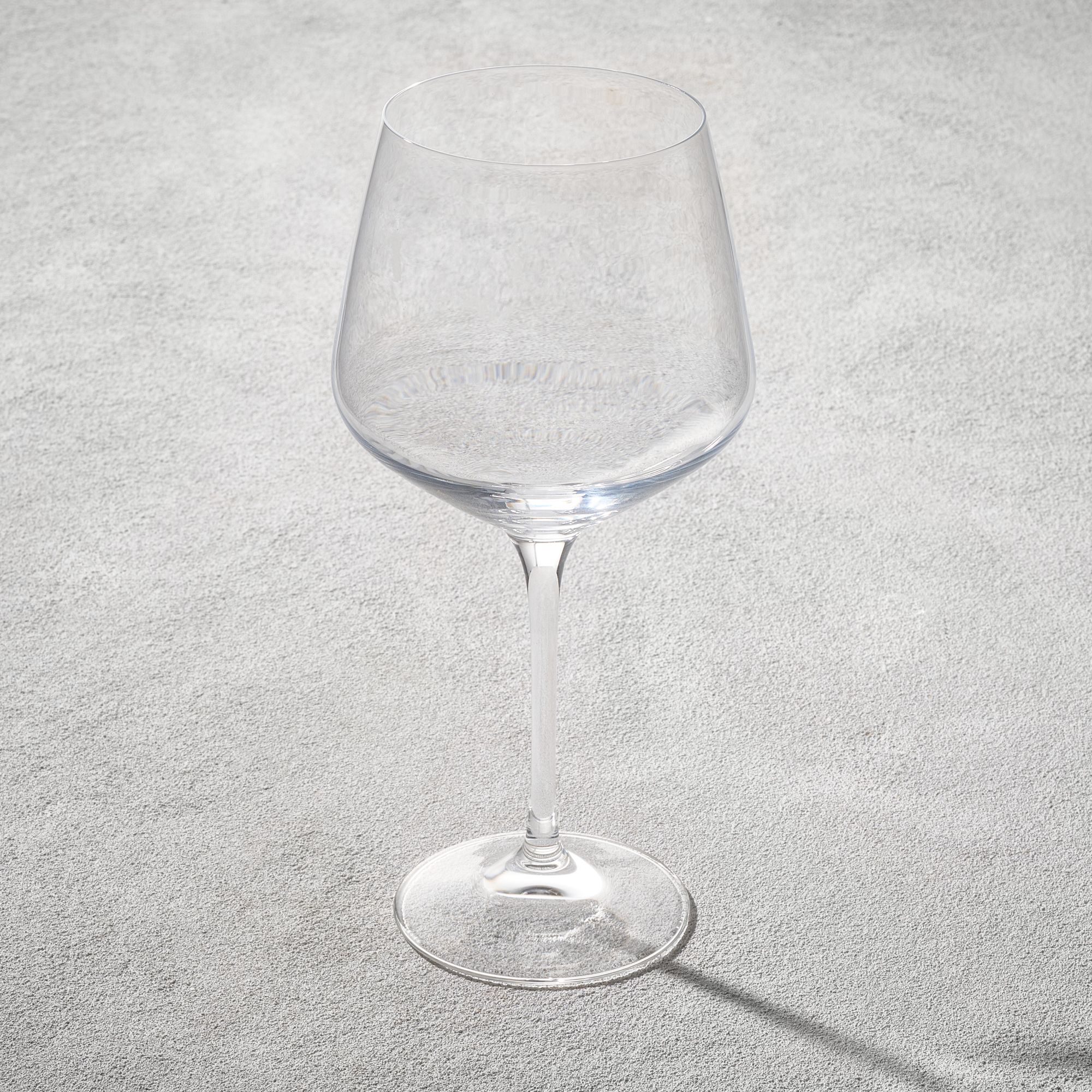RCR – Aria, Crystal Burgundy Glass, 24.5 oz